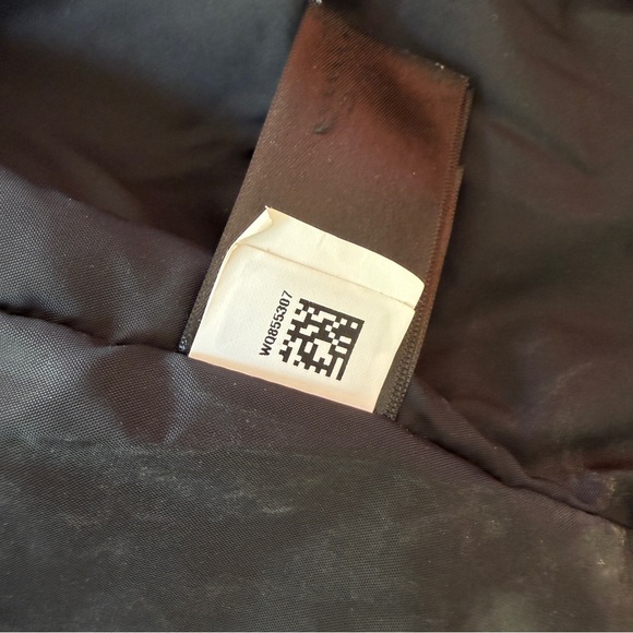 The North Face Aconcagua Jacket - Picture 9 of 12